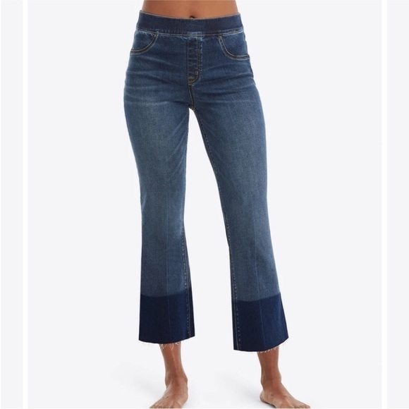 NWT SPANX Cropped Flare Jeans Medium Wash Jeggings Small - Picture 1 of 6